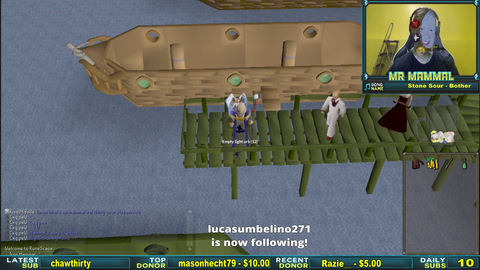 Live streamer green screens his face