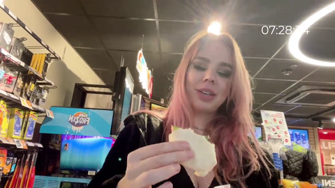 a LivestreamFail in 2023; Sandwich Wrap incident