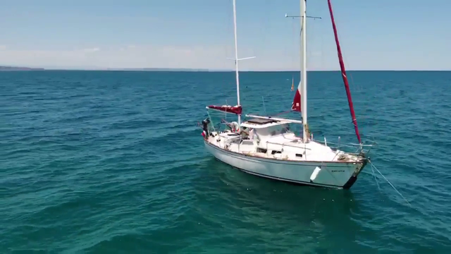 Sick looking shot of streamers sailing the Mediterranean