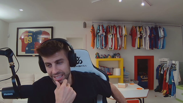 Ibai and Pique want to organize a boxing tournament Spanish community vs English community in las vegas