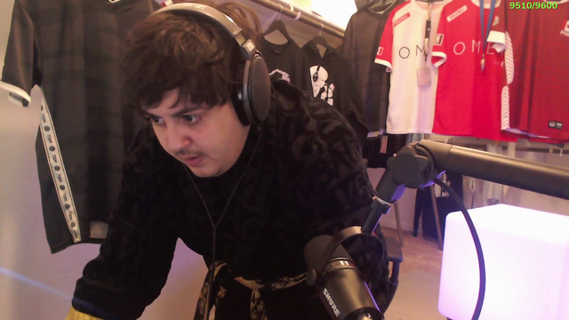 Poke gets a new robe