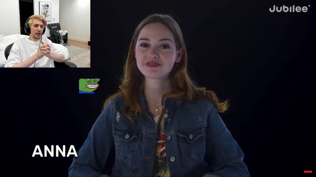 xQc introduces himself.