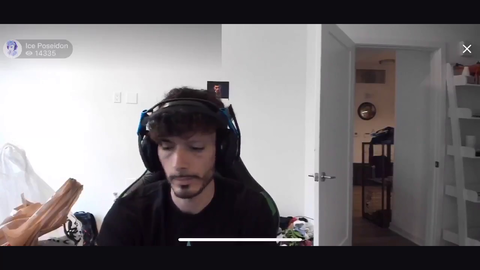 Everyone on Twitch Scared of Playing with Ice