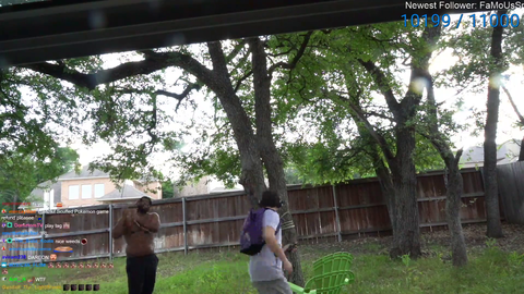 Mizkif and Dareon play tag in the backyard