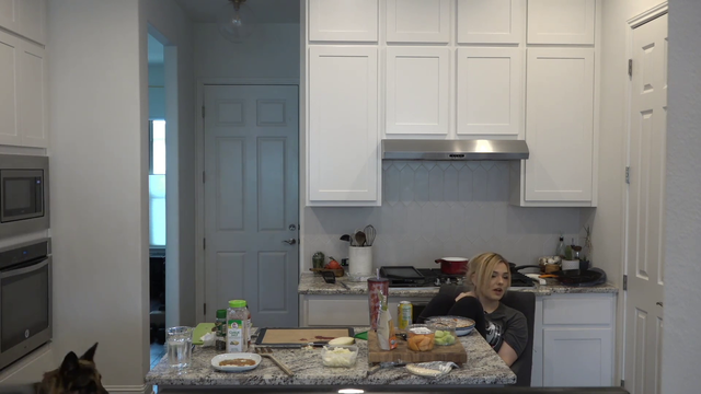 Guest announcement for Saturdays Housewives Podcast