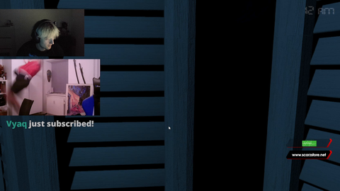 Soy streamer gets Jump Scared and Freaks out.