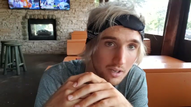 KKona chick gets triggered at Mitch & Kbubblez