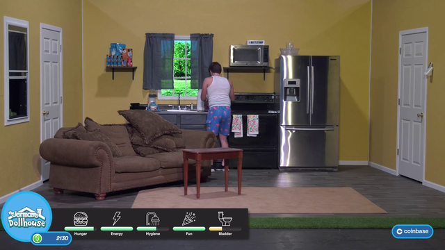 Kitbogas cameo in dollhouse