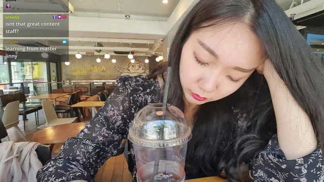 How to Wake up an IRL Streamer