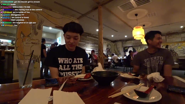 Streamer Has His Stream Played on Restaurant Tv