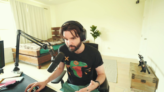 Cyr shares a touching moment with chat