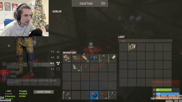 One day after attacking the police station that had 0 loot, xQc complains about being raided whilst they have 0 loot.