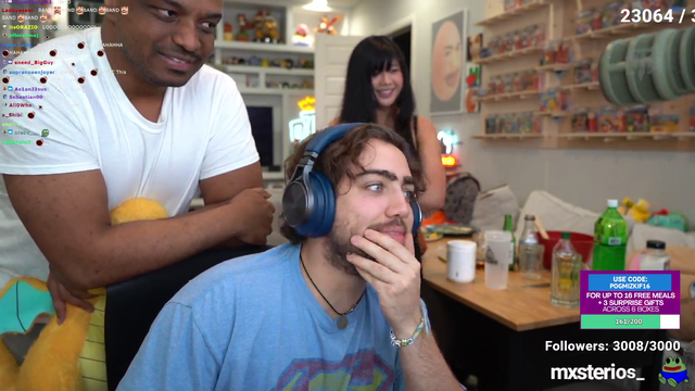 Poor Dragonite getting violated by Lacari