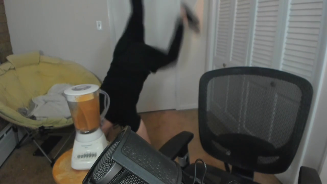 What happens when you donate to a streamer to do a handstand?