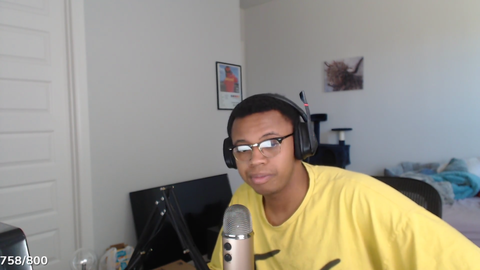 Customer support agent helps out Russel
