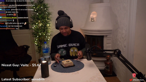 Nick asks Malena for a plate