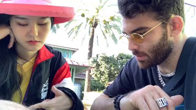 boomer streamer asks easiest way to get out of Zoo