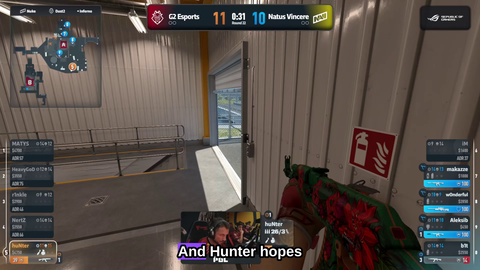 PGL cameraman catches a wild beast hunting his prey