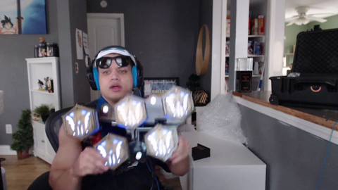 RIOT gifts Tyler1 something special