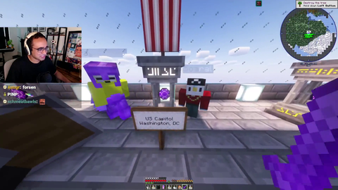 Squeex raids the capitol (in Minecraft)