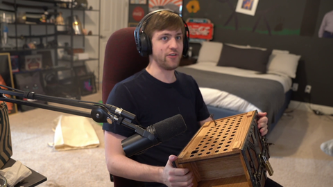 Sodapoppin being himself