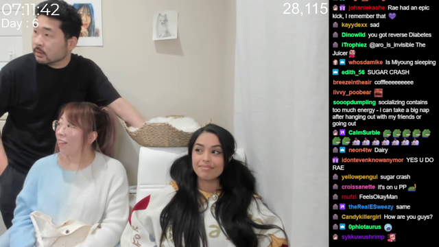 XQC scares Valkyrae and friends
