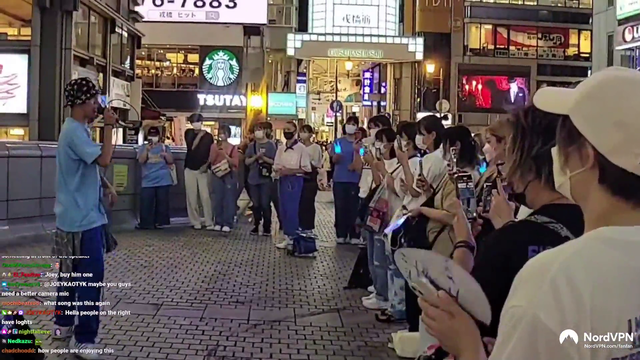 Random lady saves fanfan