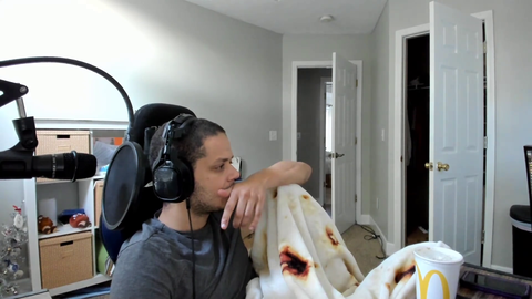 erobb's dog interrupting 4Weird