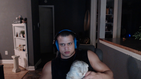 Tyler1 petting his cat Nelson