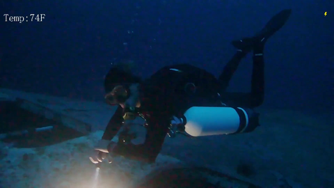 Nighttime Shipwreck Exploration live on Twitch