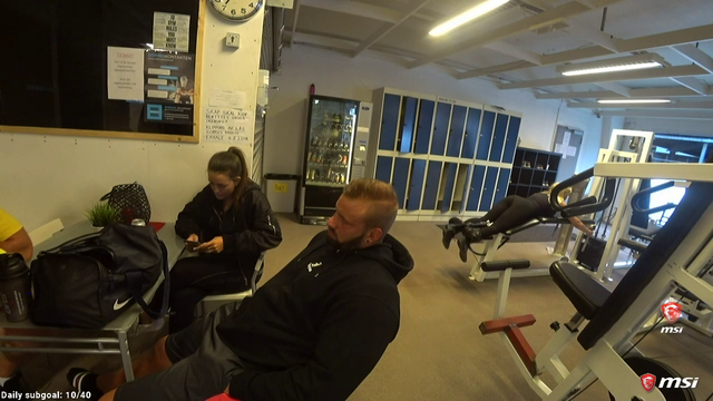 Just a normal day at the Norwegian gym - jesus christ behave MaN