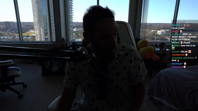 Reckful vs. Greek at managing money