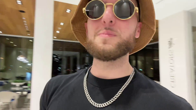Heelmike admitting he scammed kids on casino deals
