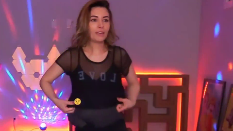 This guy playing Alinitys nip slip to 200+ viewers, will the get banned before Alinity LUL