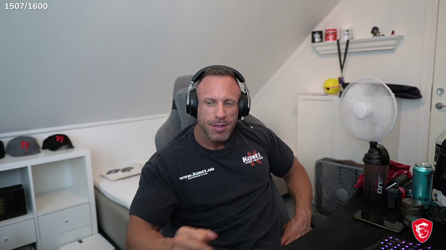 DJ knut does the worst transition of all time in music history.