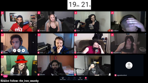 Kaceytron roasts cam girl.