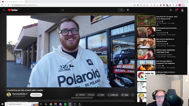 League of Legends streamer is terrified of cars