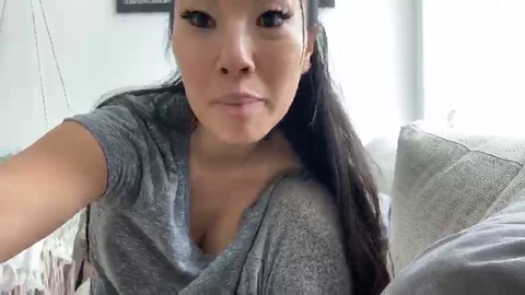 Asa Akira joins Twitch.