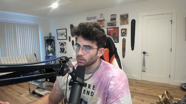 Hasan gets subtweeted PepeLaugh