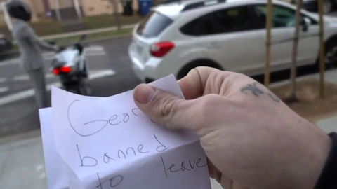 Ice reads a note