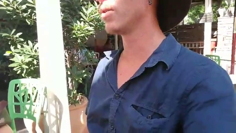Alecludford IRL stream getting a lil intense