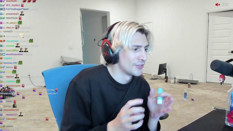 Santa Claus coming for xqc's cookies