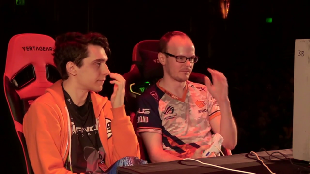 Genesis 5 crowd cheers for every time Mew2King rocks back in his chair