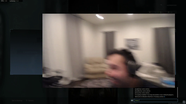 Streamer showcases their peripheral setup