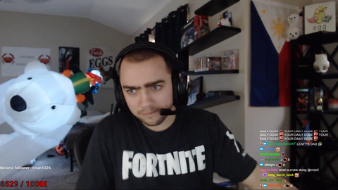 Mizkif explains how he has so many subs
