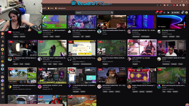 Jay checking out what Ms_Tricky is doing