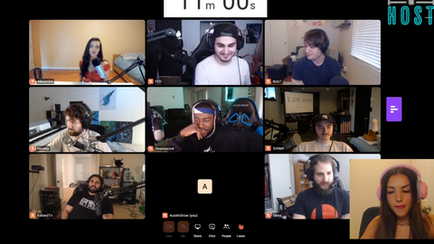 Female XQC - "IS MY MIC THAT BAD?"