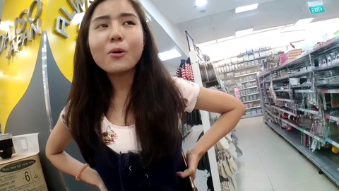 kiaraakitty's friend confronts her IRL