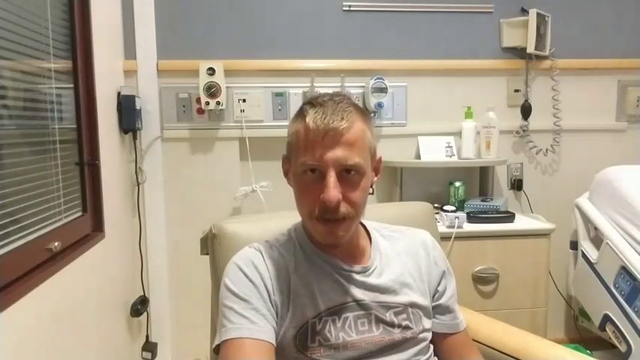 Erobb hosts AlecLudford during his hospital stream and his girlfriend has a request