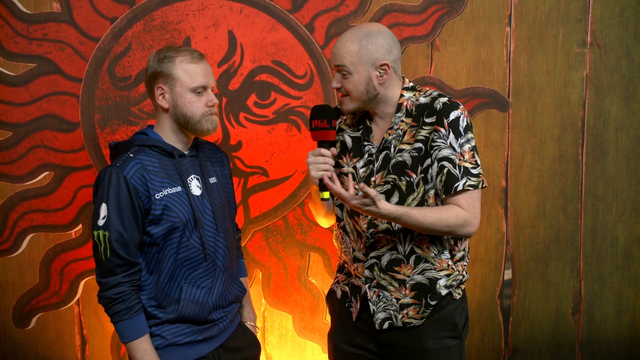 Slacks interview boxi